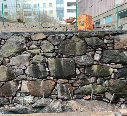 Murläggning i Uddevalla