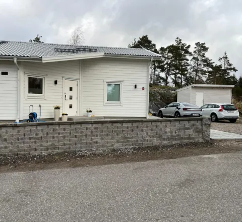 Murläggning i Uddevalla