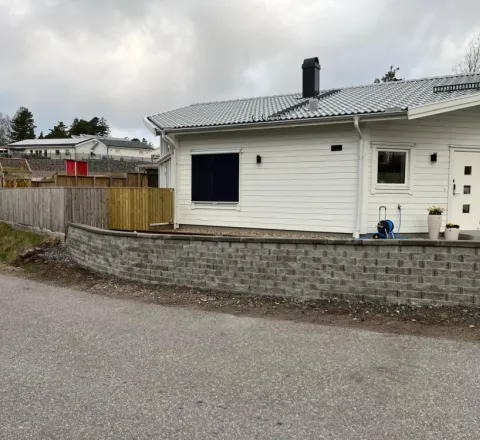 Murläggning i Uddevalla