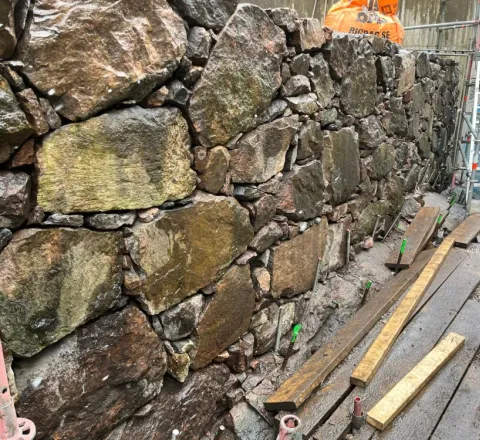 Murläggning i Uddevalla